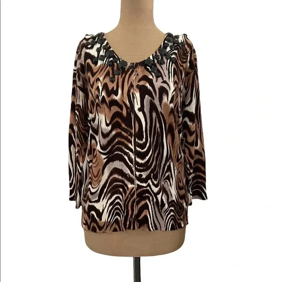 Monroe & Main button up sweater top - Picture 2 of 6